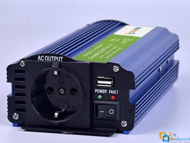 Invertor Auto 12V 220V, BLIROWIN<sup>®</sup>, putere convertor 300W cu unda sinusoidala pura, putere de supratensiune 600 W, eficienta 85%, 1 iesire 220 V, 1 iesire USB